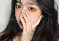 漂亮又可爱的头像女,展现青春活力，定格美丽瞬间”